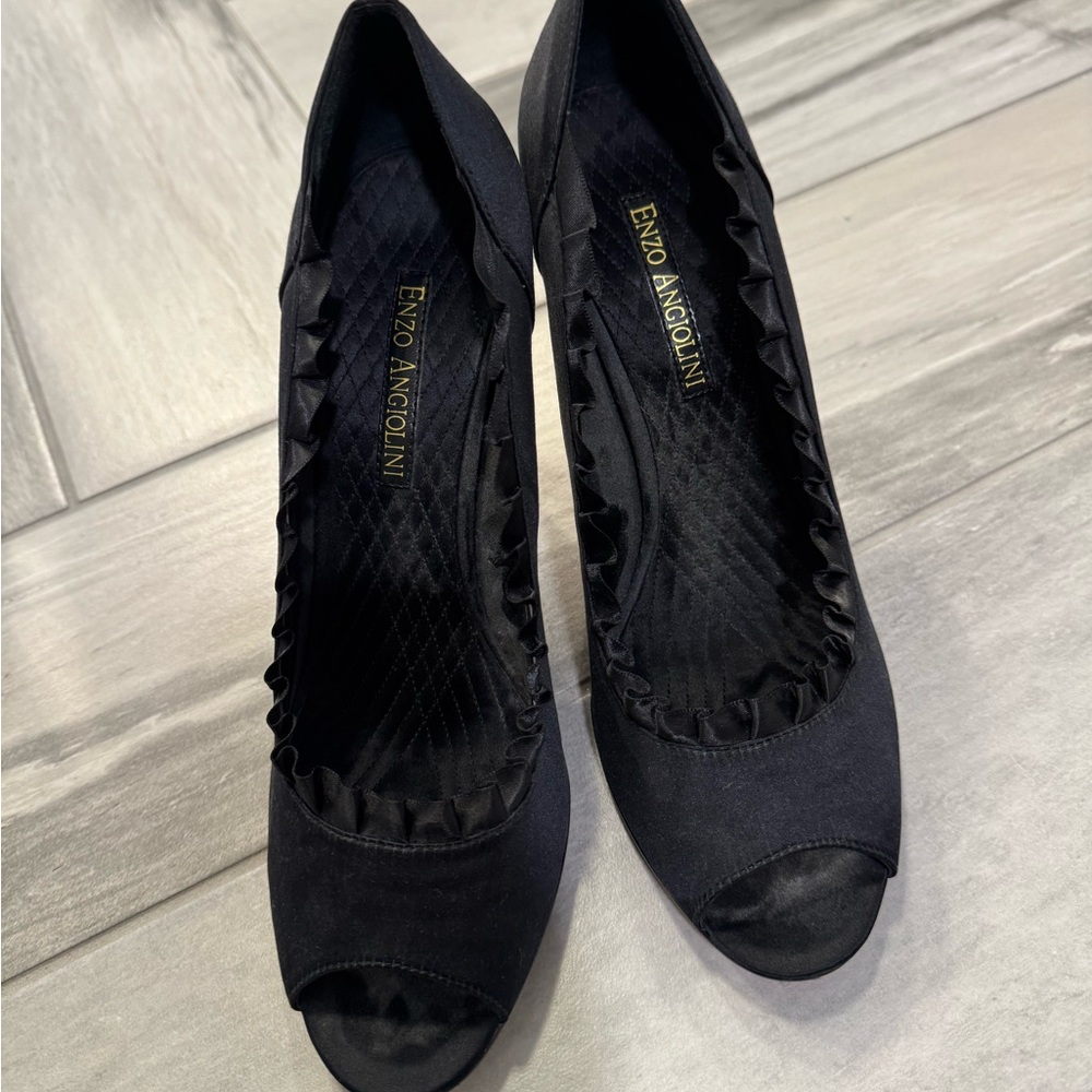 Enzo Angiolini Black Heels with Peep-Toe Design